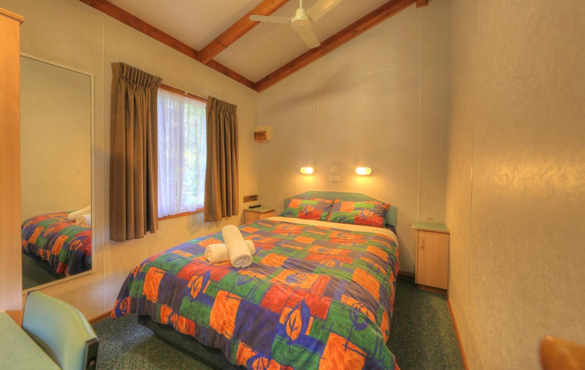 Toora Tourist Park Hotel Buitenkant foto