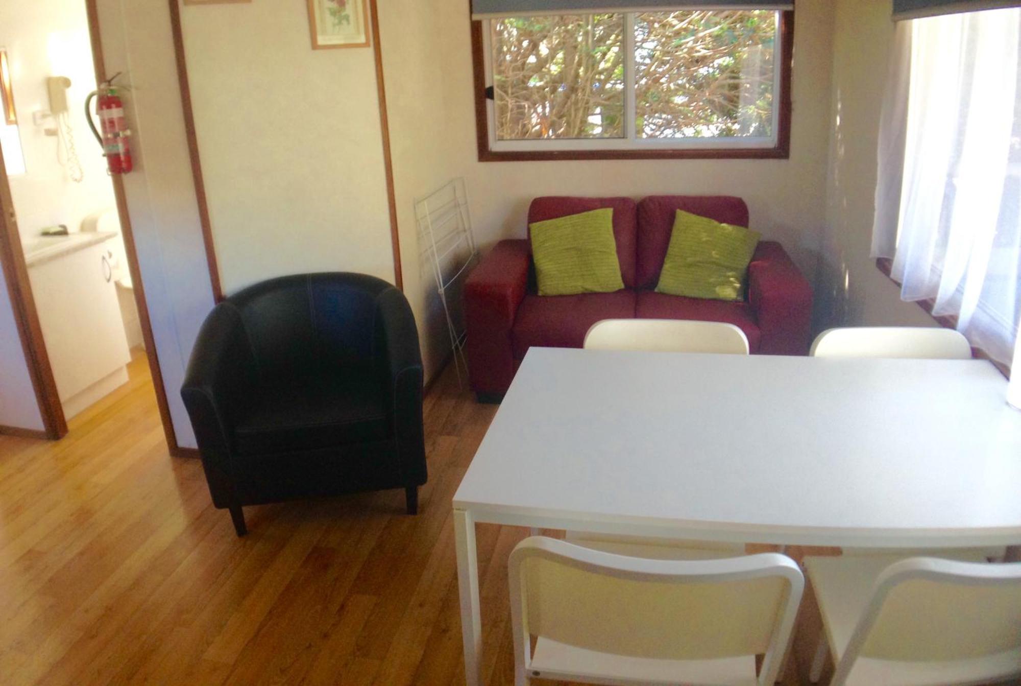 Toora Tourist Park Hotel Kamer foto