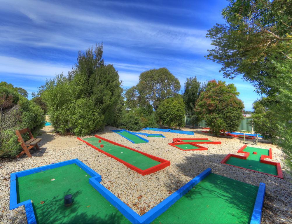 Toora Tourist Park Hotel Buitenkant foto