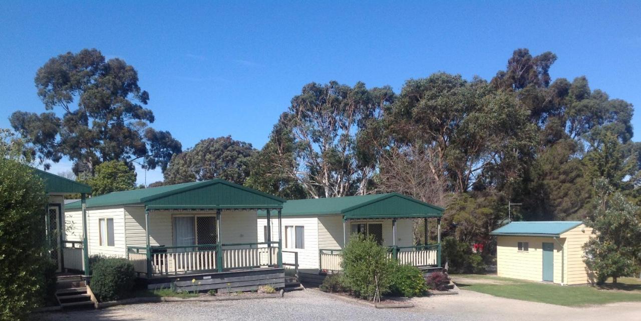 Toora Tourist Park Hotel Buitenkant foto